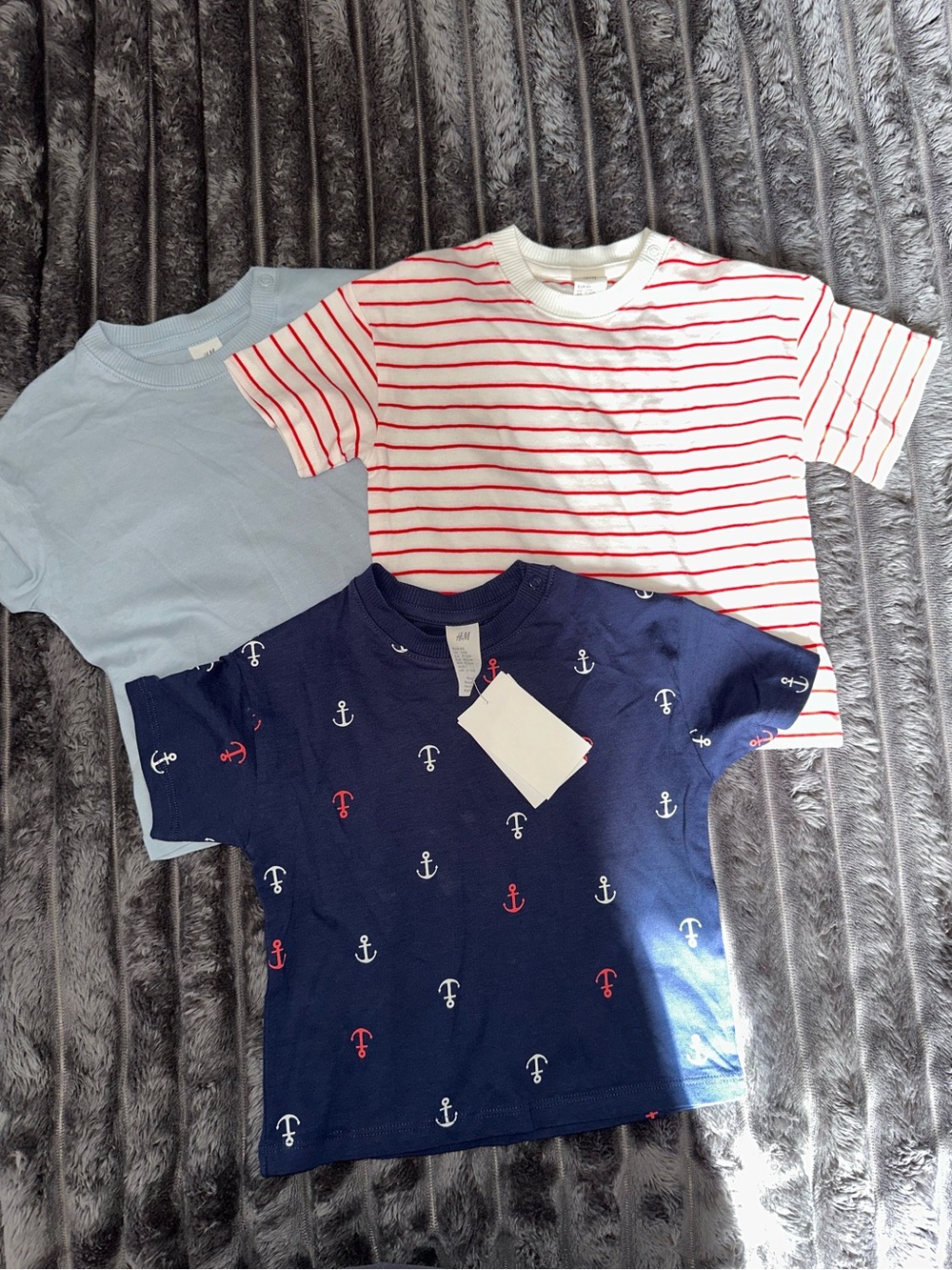 H&M baby boy Navy Anchor Tee, Red-Striped White Tee & Light Blue Tee - 3-Pack